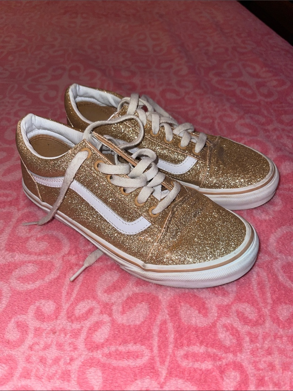 Vans Kids Glitter Low-Top Sneakers in Gold and White